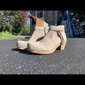 Barely Worn Dansko Ankle Boot Size 38